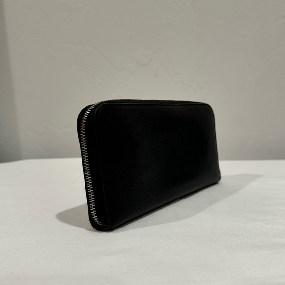 PRADA Saffiano Zippy Wallet - Picture 5 of 16